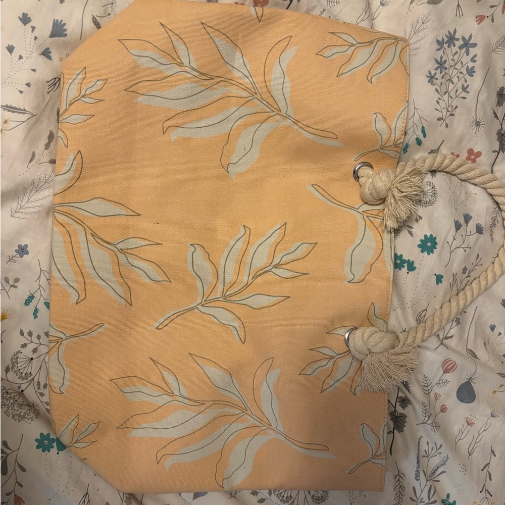 Summer and rose tote, perfect for poolside!